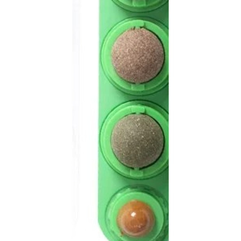 Green bag silvervine dental balls — bat nibble play for cats